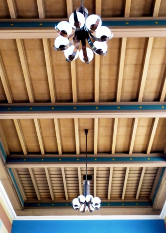 Ceiling-900x1260-640x480