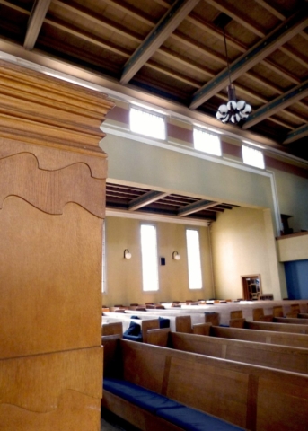 Pews-and-Pulpit-900x1260-640x480