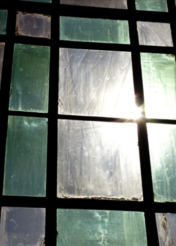 Sun-through-Glass-900x1260-640x480